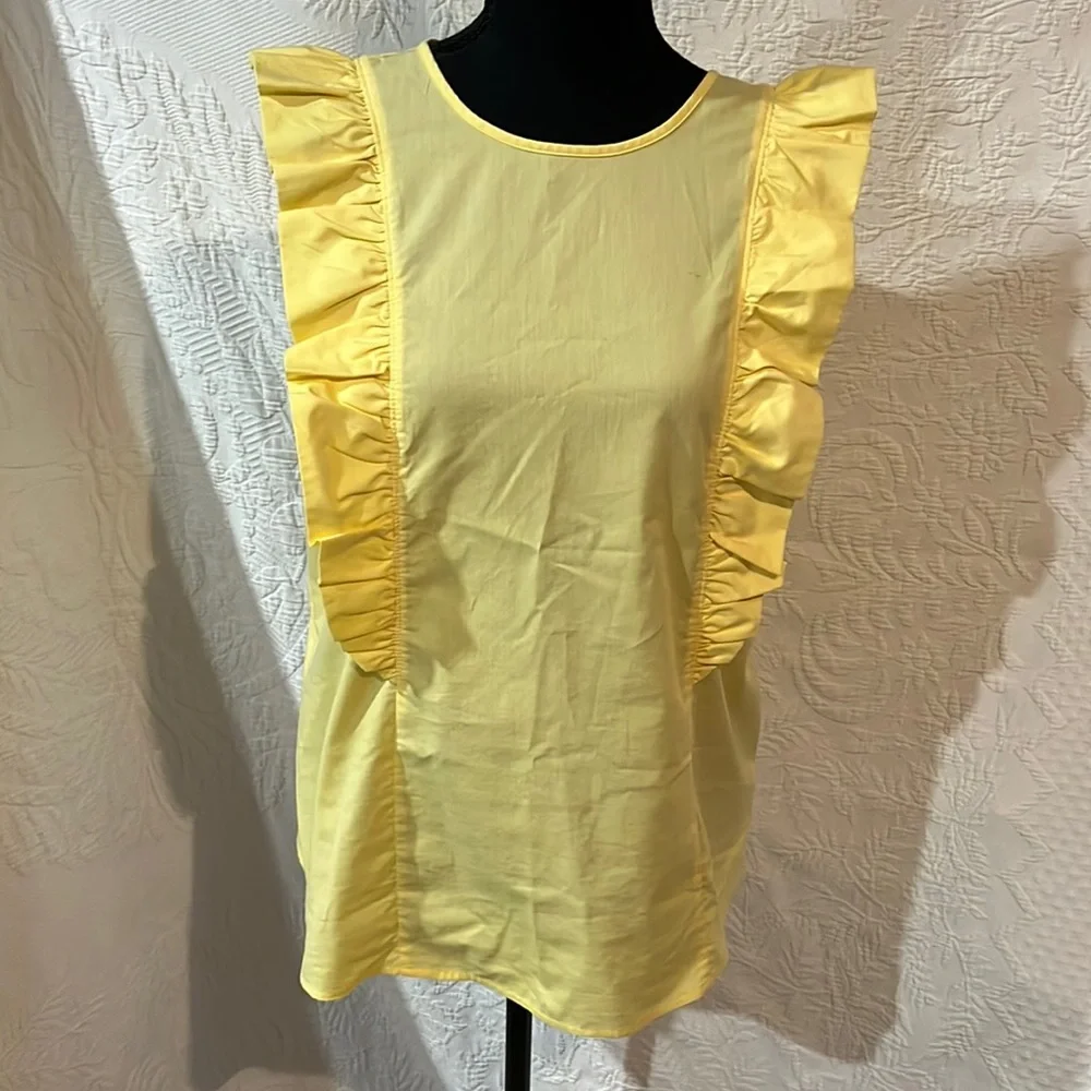 Michael Kors ruffle top, size‎ medium